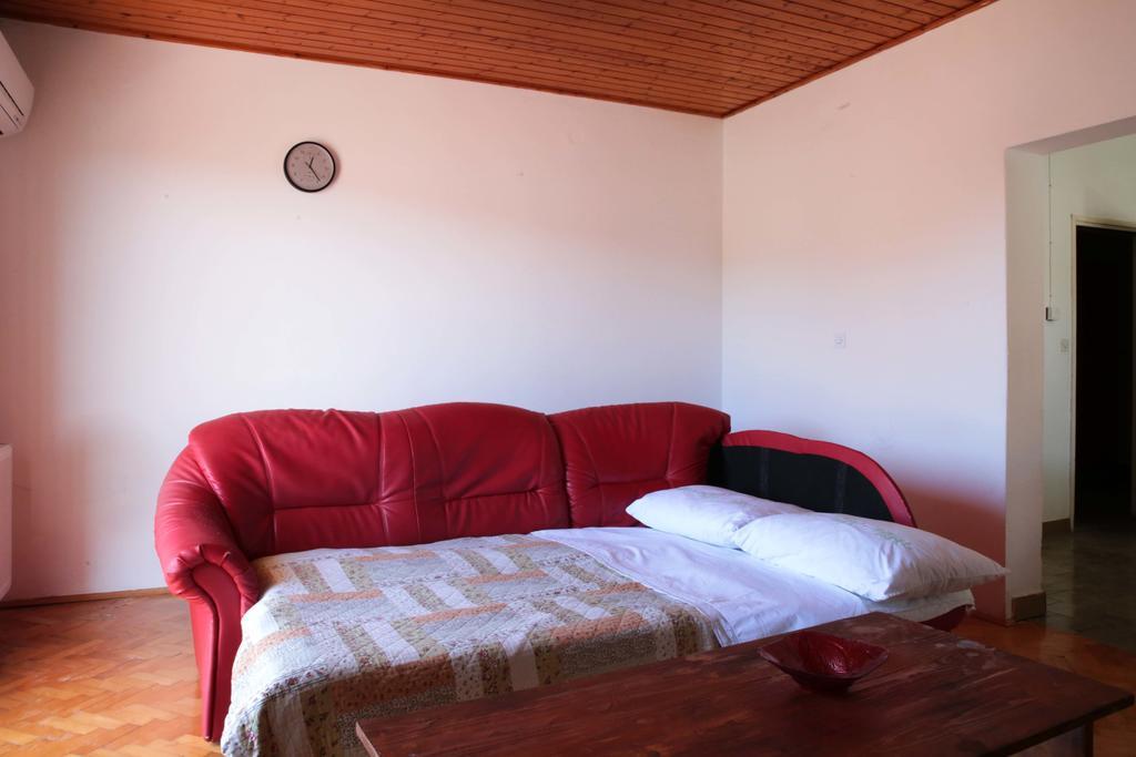 Apartments Roko Tisno Esterno foto