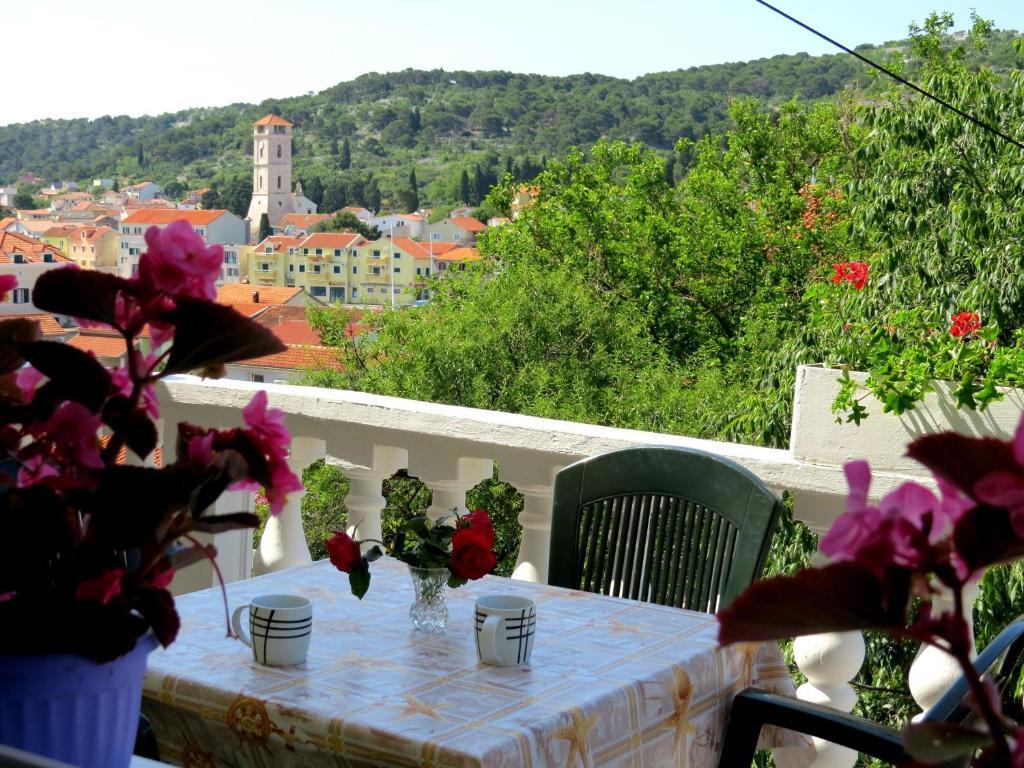 Apartments Roko Tisno Esterno foto